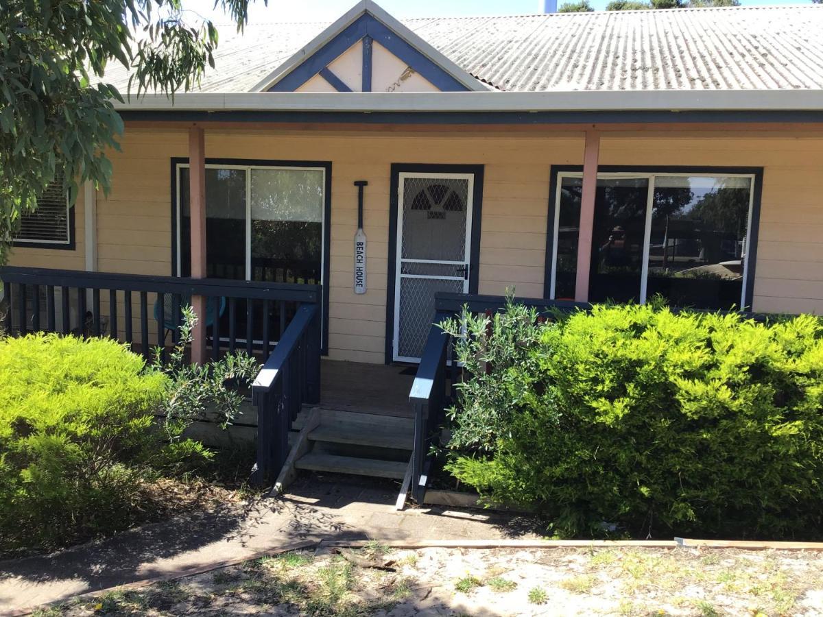 90 Mile Beachhouse&Villas Golden Beach エクステリア 写真